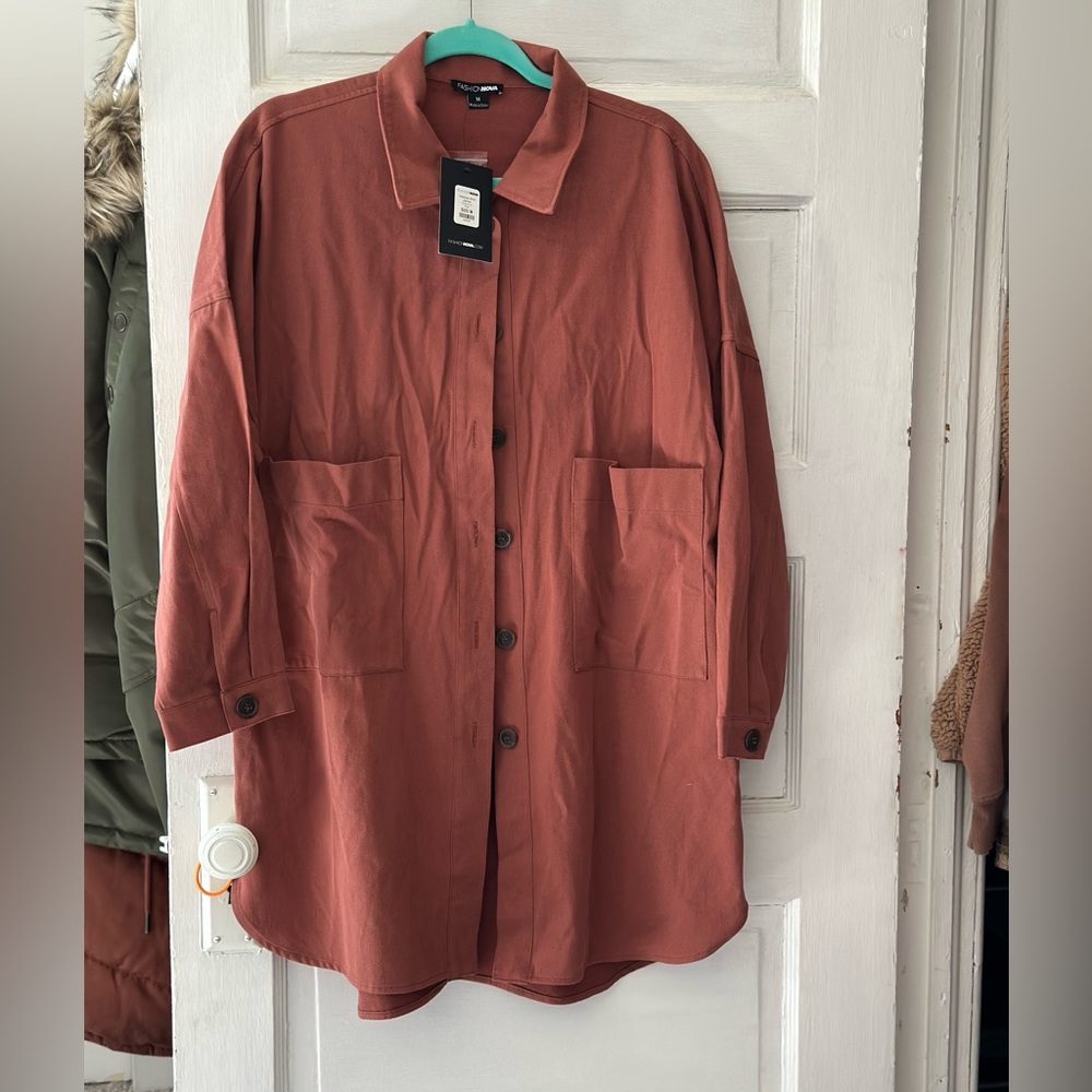 Women’s bundle size M some are NWT/NWOT and other are in amazing condition